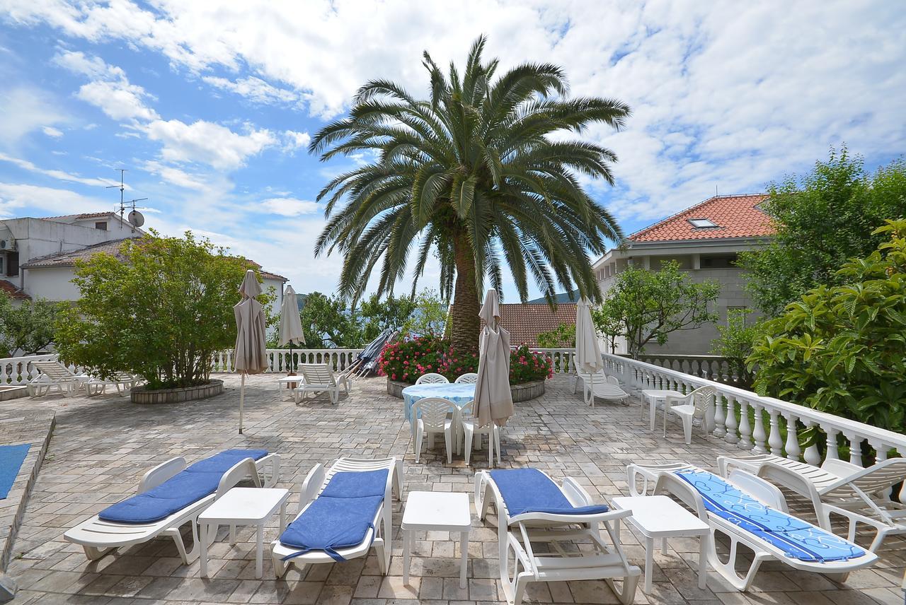 Hotel Vila Margot 헤르섹 외부 사진