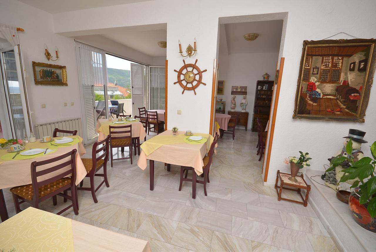 Hotel Vila Margot 헤르섹 외부 사진